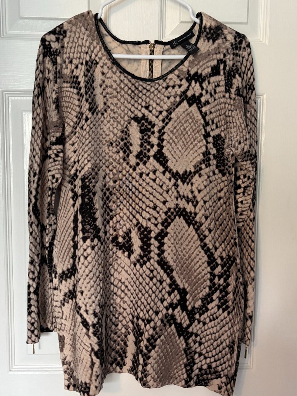 INC International Concepts top tunic snakeskin print Women’s Sz XL Zippers